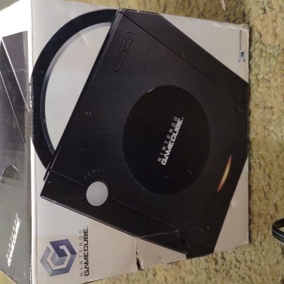 Nintendo GameCube system - Picture 6 of 6